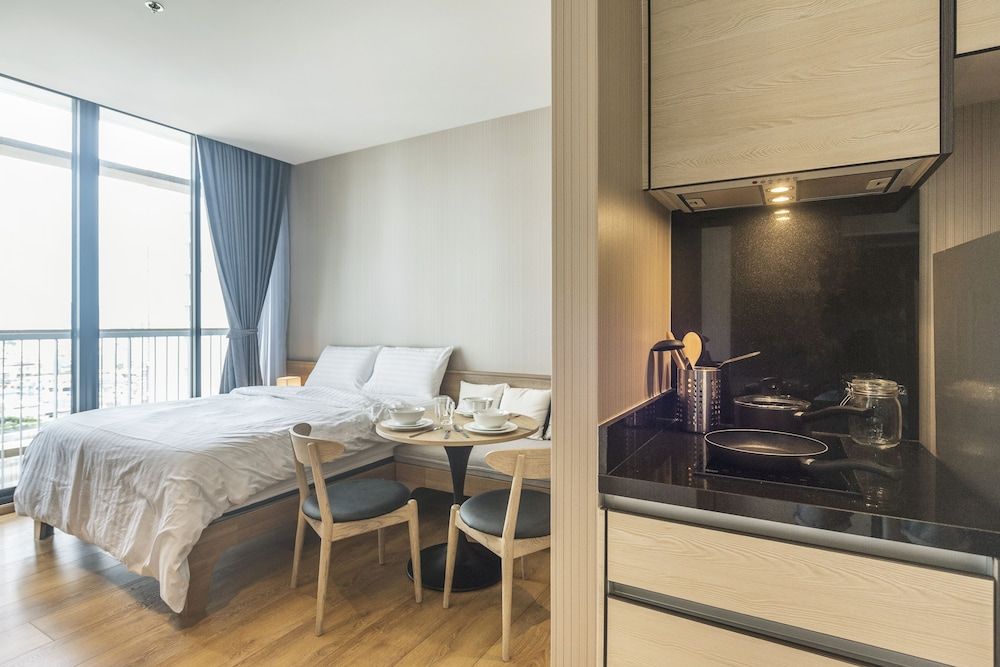 undefined Park 24 by Favstay 8