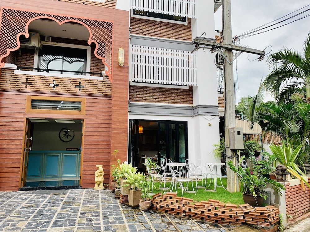 undefined Spring at Tapae 3