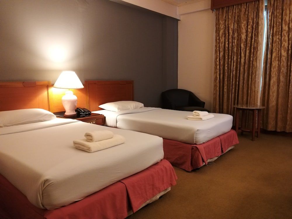 Songphanburi Hotel Deluxe Twin Room 2