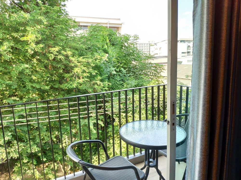 Ninety 9 Hostel Bunk Bed in Mixed Dormitory Room 3