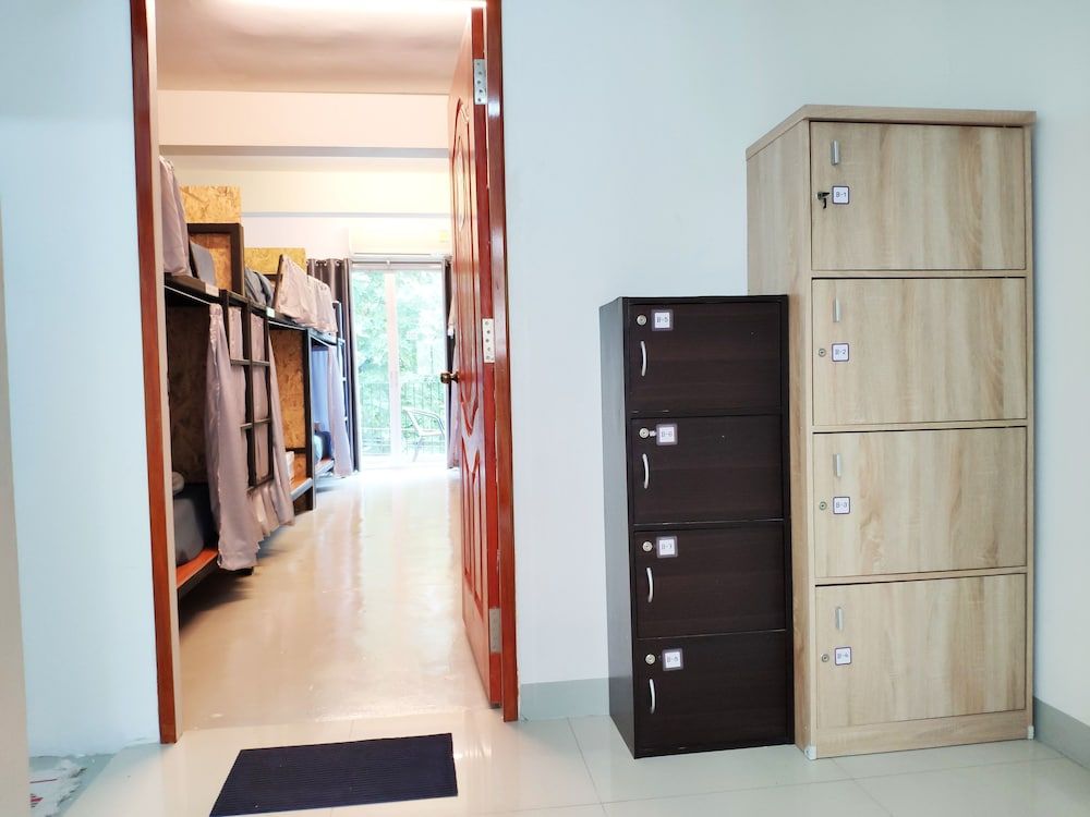 Ninety 9 Hostel Bunk Bed in Mixed Dormitory Room 5