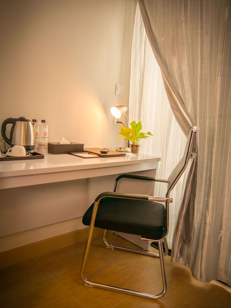 undefined The Kinn 10