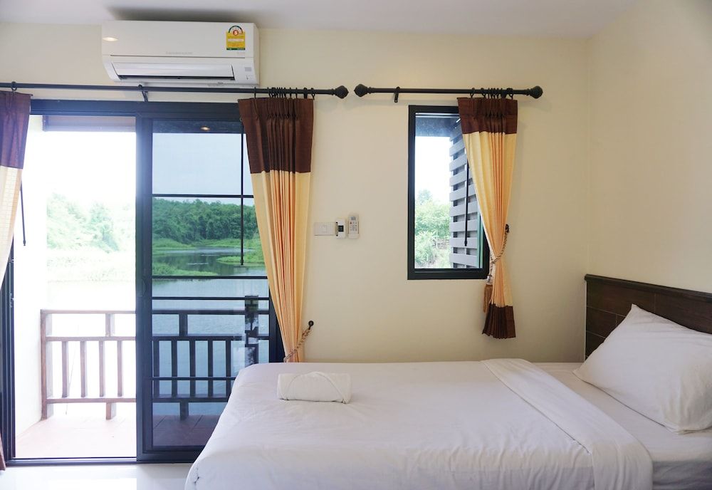 Rai Juthamas Resort Standard Room 3