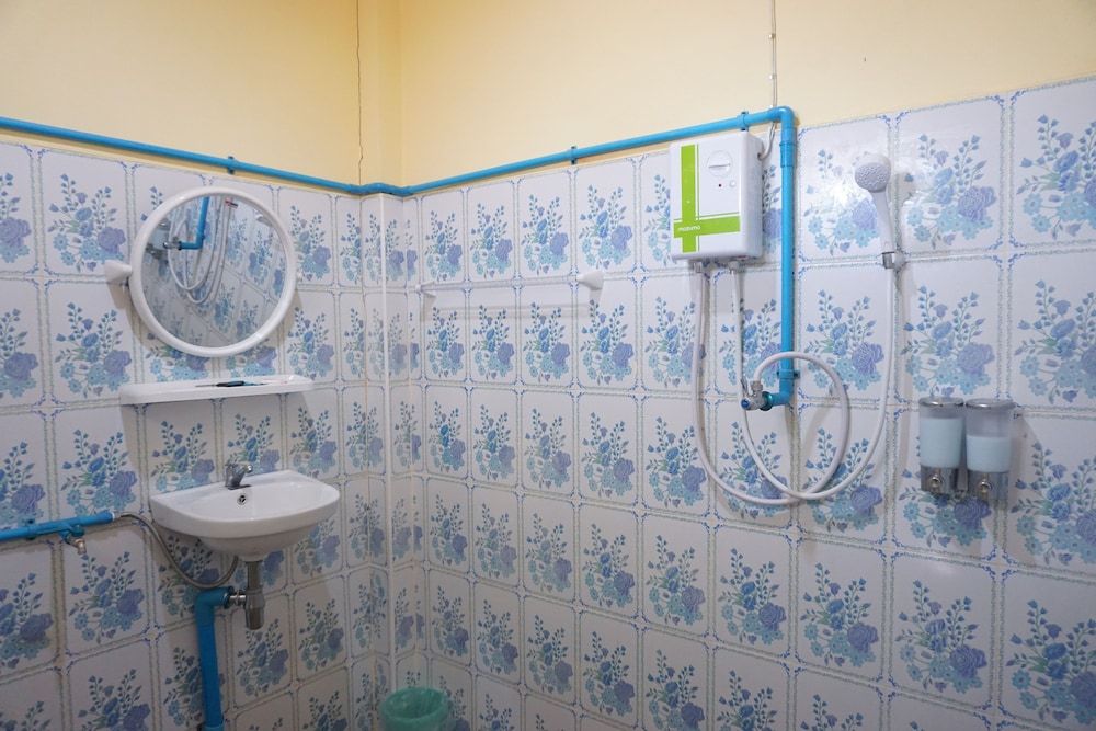 Baan Thai Samuckee Chiangkhan Standard Double Room 8