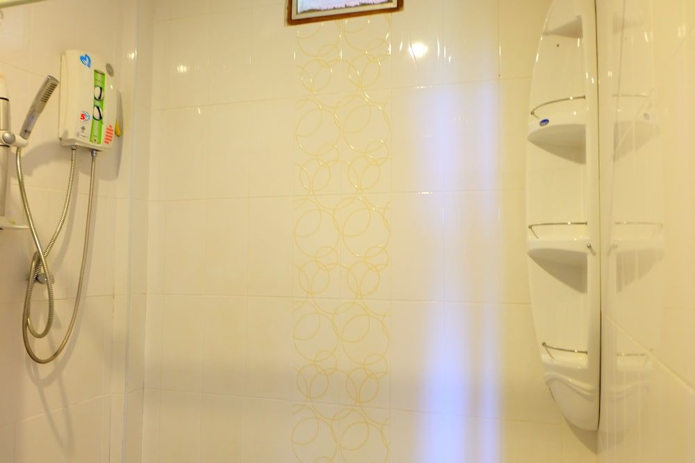 Khunchay House Deluxe Double Room with Balcony 16