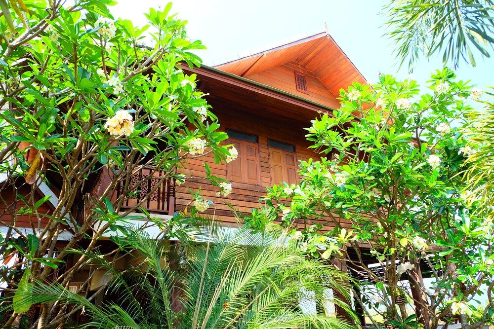 undefined Khunchay House 2