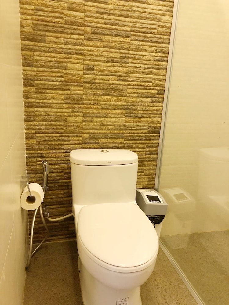 Basic Twin Room, 2 Twin Beds, Refrigerator