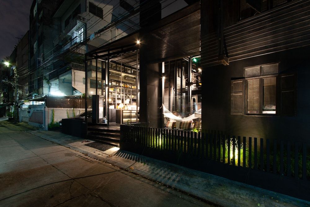 Front of property - evening/night