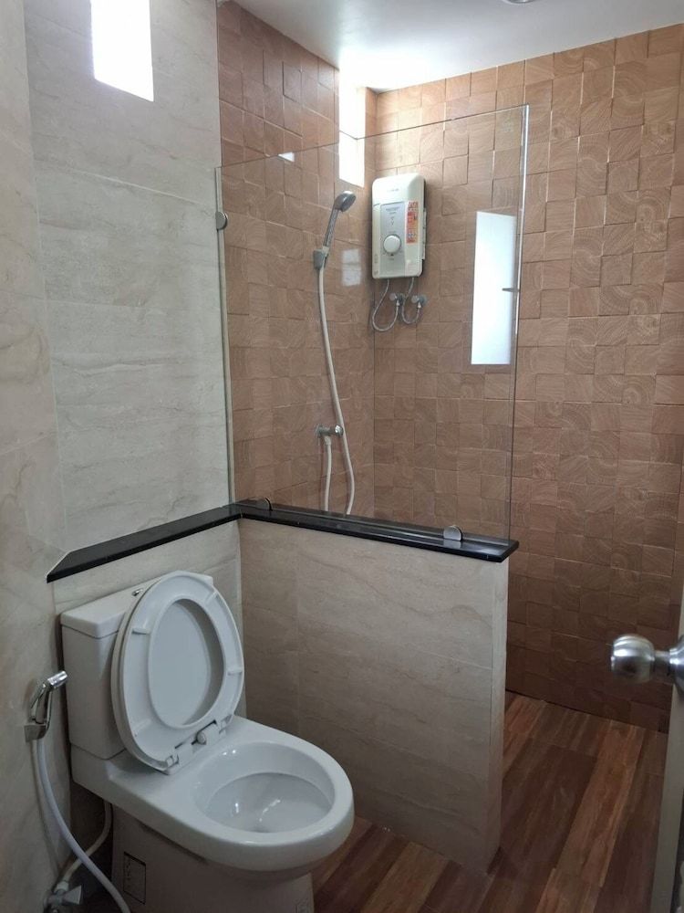 Lopburi Residence Hotel Business Room 33