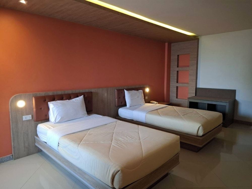 Lopburi Residence Hotel Business Room 12