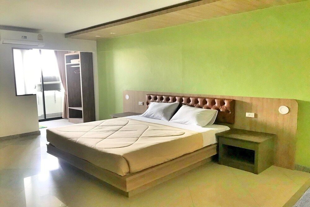 Lopburi Residence Hotel Business Room 19