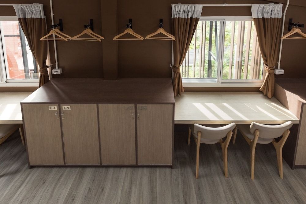 Siam Stadium Hostel Male Dormitory with Shared Bathroom 4