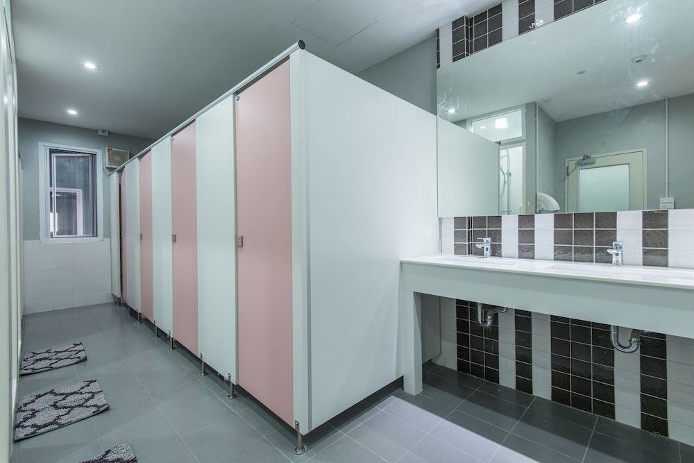 Siam Stadium Hostel Shared Dormitory, Women only 12