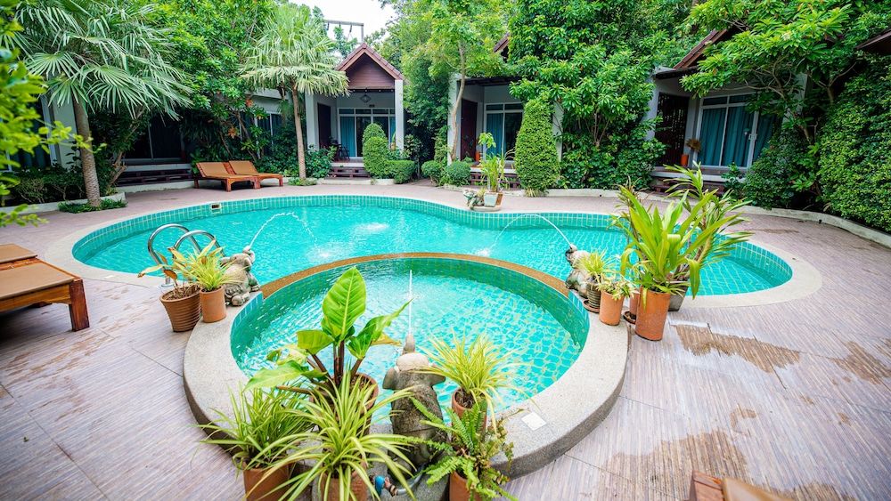 Baan Klang Aow Beach Resort Two Bedrooms Bungalow 9