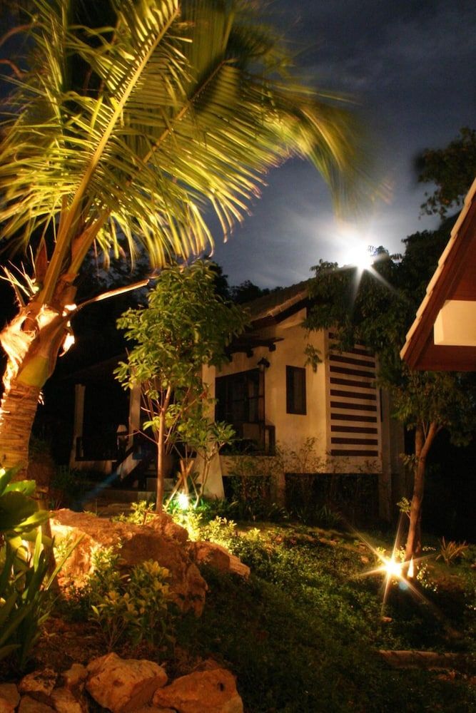 Hillside Village Resort