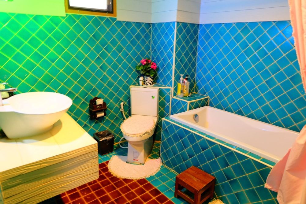 P Paradise Hotel Family Room 11