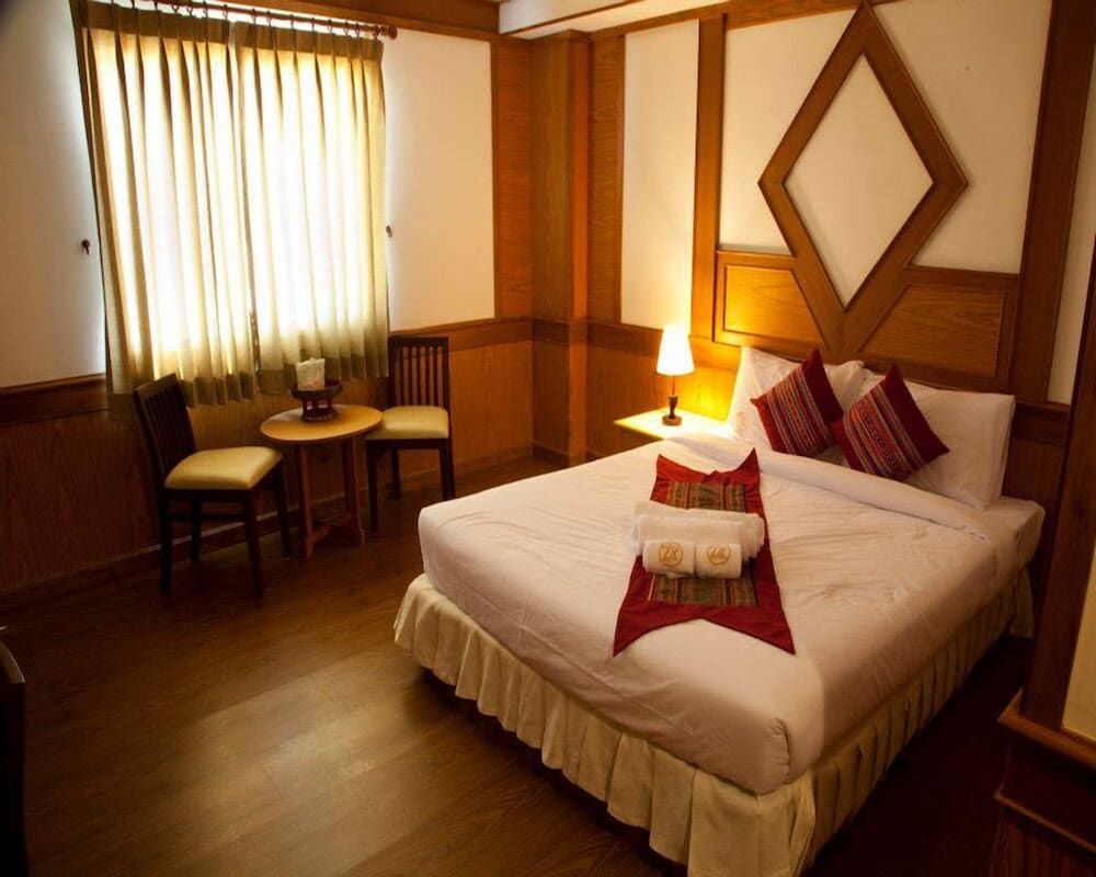 Zaza Hotel Small Suite 3