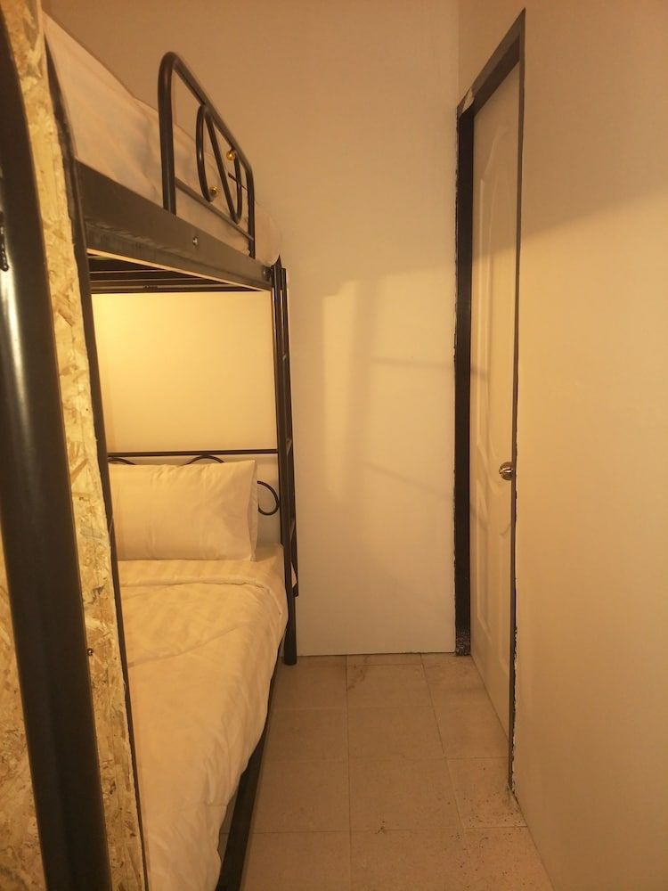 Mixed Dormitory for 4