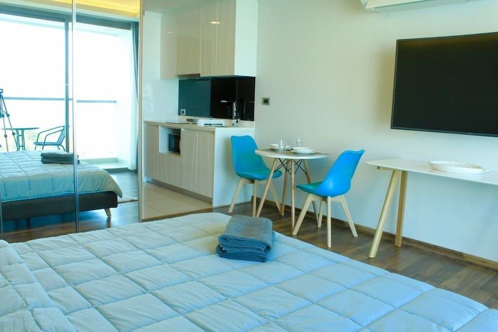 undefined The Peak Towers by Mypattayaholiday 6