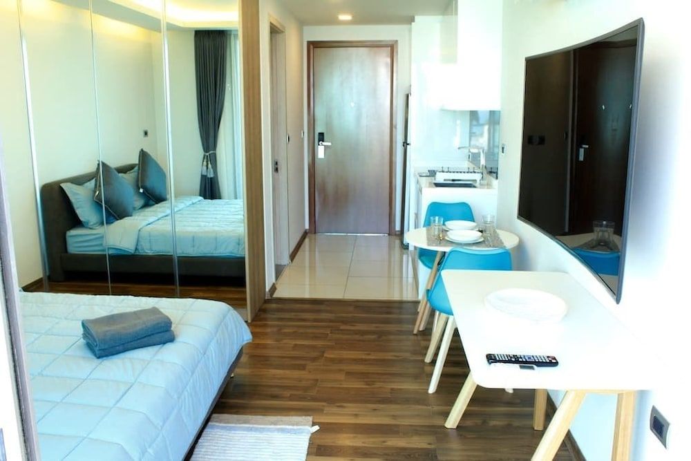 undefined The Peak Towers by Mypattayaholiday 8