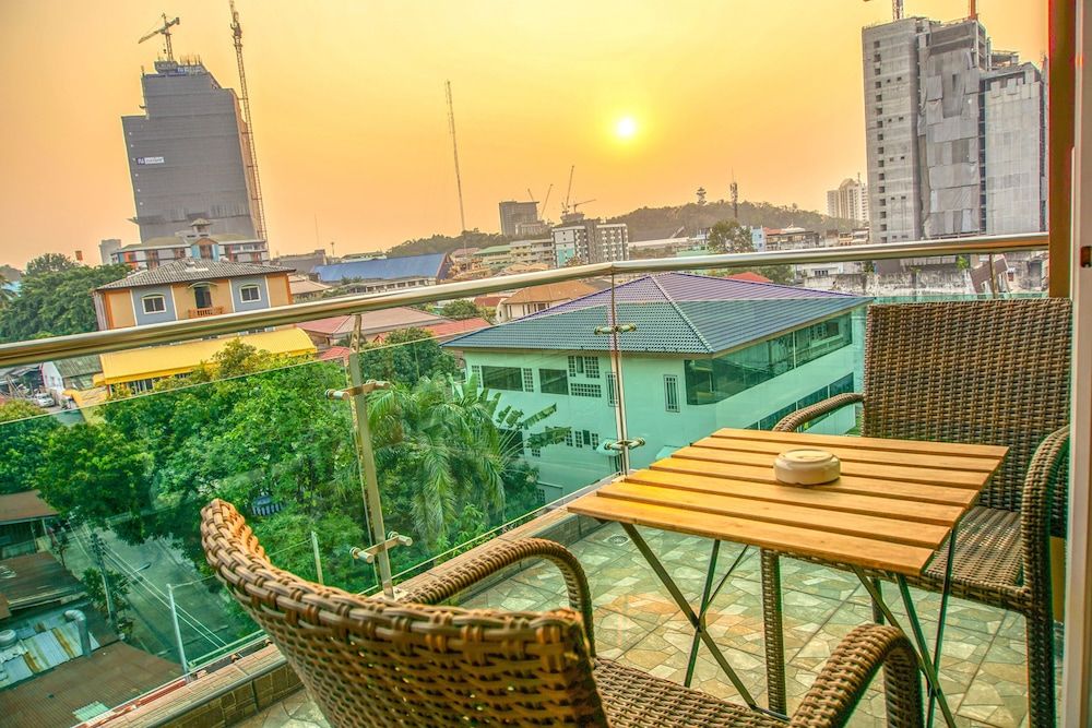 Cityview Residence Superior Room Higher Floor with Premium Shower 17