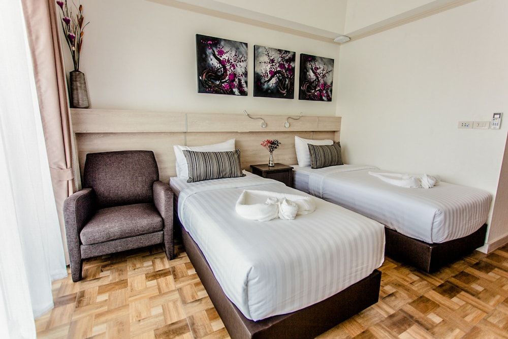 Cityview Residence Superior Room Higher Floor with Premium Shower 2