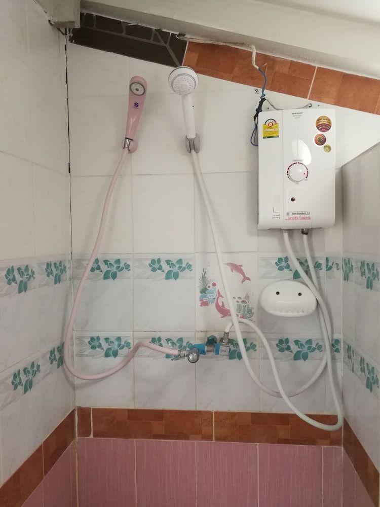 Bung Lung Resort Superior Bungalow 7