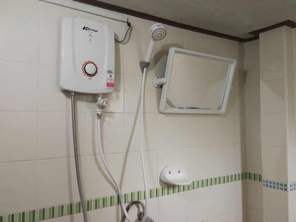 Bung Lung Resort Standard Bungalow 6