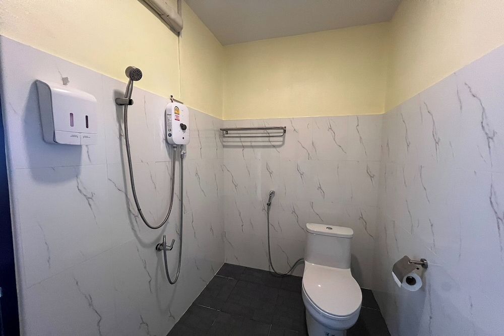 Lan Bua Resort Family Room, Balcony, Lake View 13