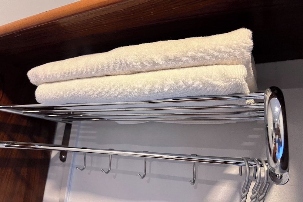 Lan Bua Resort Standard Room 13