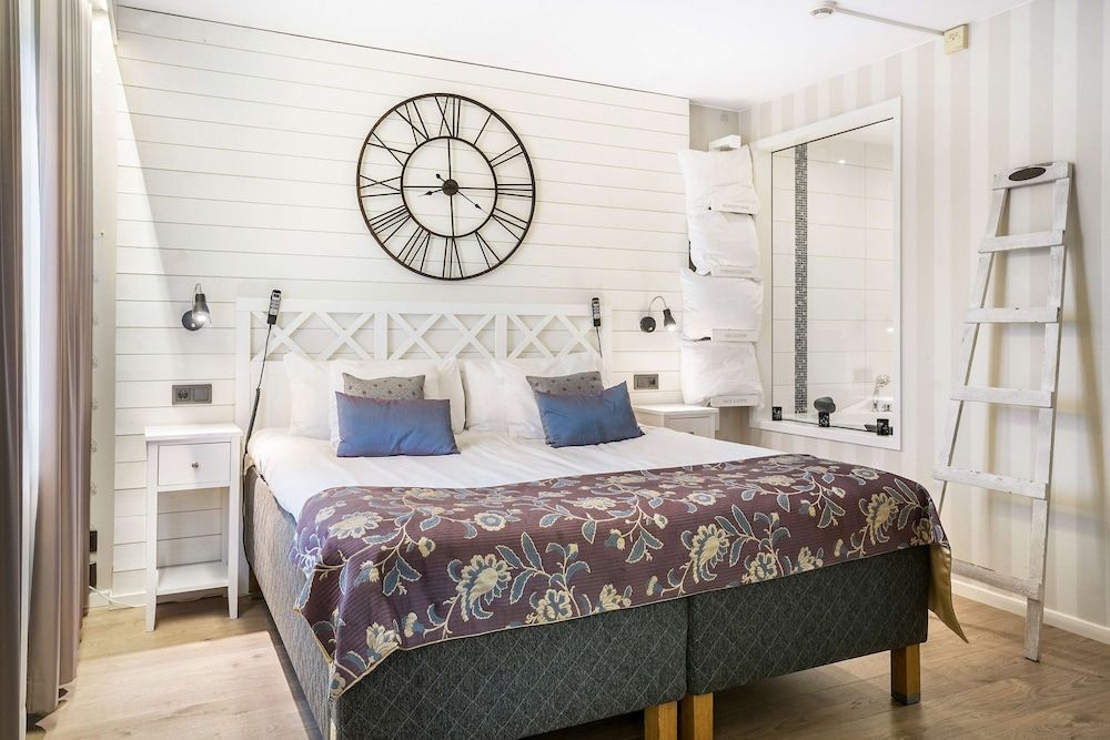 Best Western Hotell Karlshamn Suite, 1 King Bed, Non Smoking (with Sofabed) 3