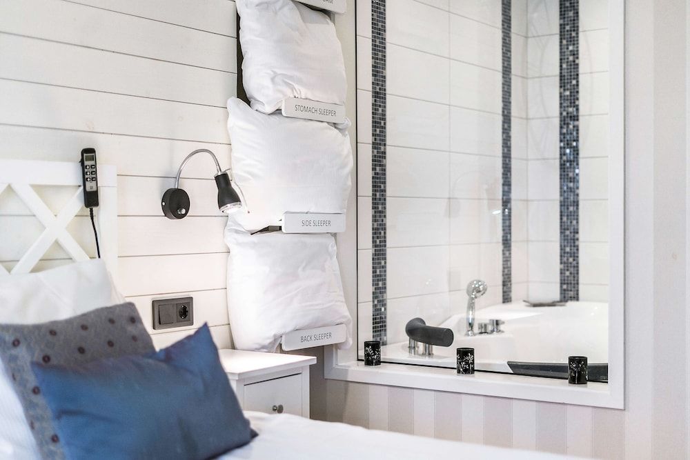 Best Western Hotell Karlshamn Suite, 1 King Bed, Non Smoking (with Sofabed) 4