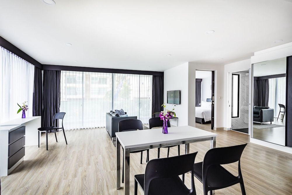 The Rizin Master Suite, 1 Bedroom, Non Smoking 6