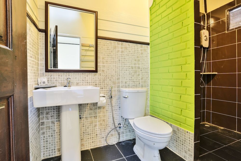 Lampam Resort Standard Double Room 5