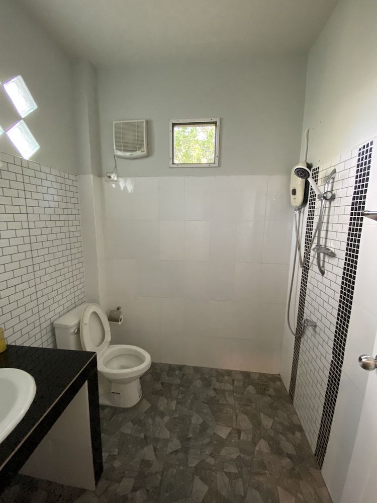 Brown Andaman  Krabi Deluxe Double Room 4