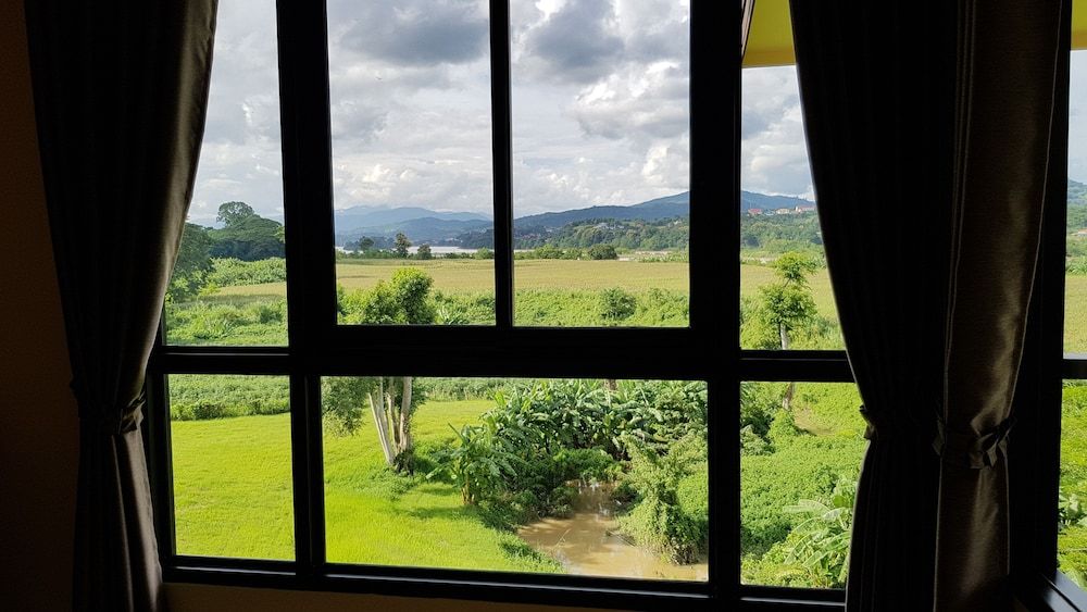 Baan Sakuna Deluxe King 6