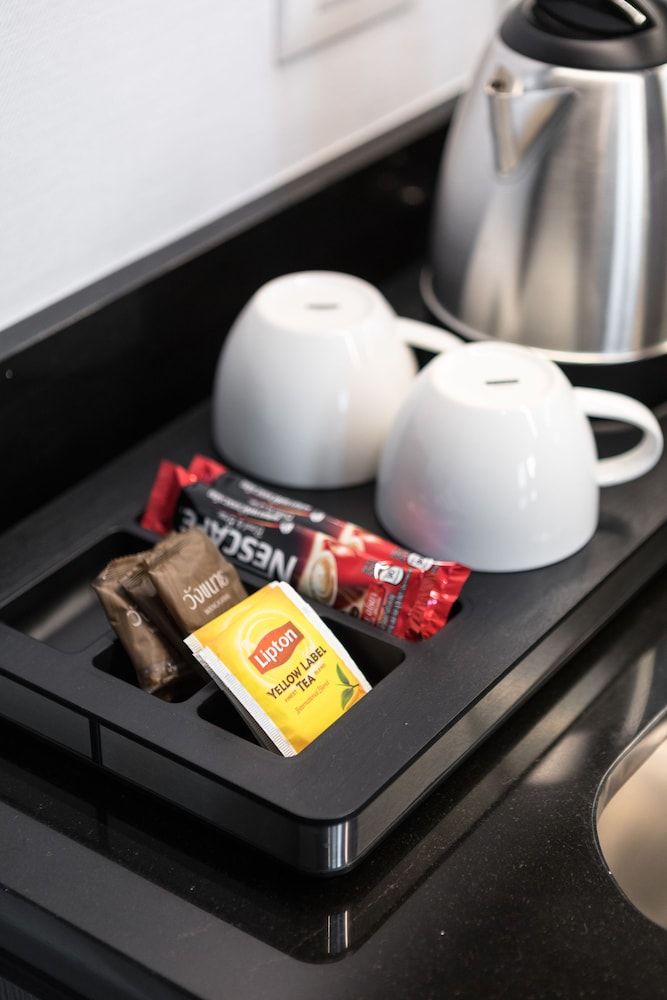 Apartelle Jatujak Hotel Premium Double Room 10