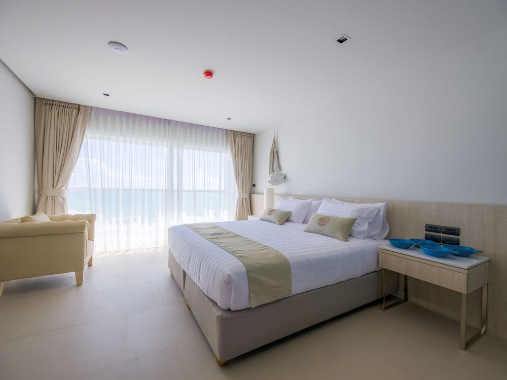 Worita Cove Hotel Deluxe Double Room with Sea View