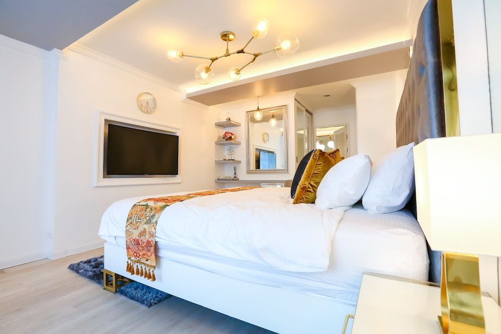 Sabai Space Bangkok Luxury Townhome 5