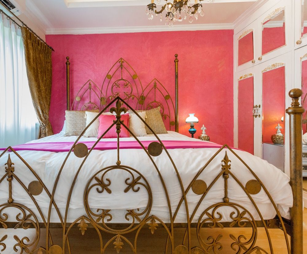 Sabai Space Bangkok Luxury 4-Bedroom Townhome 12