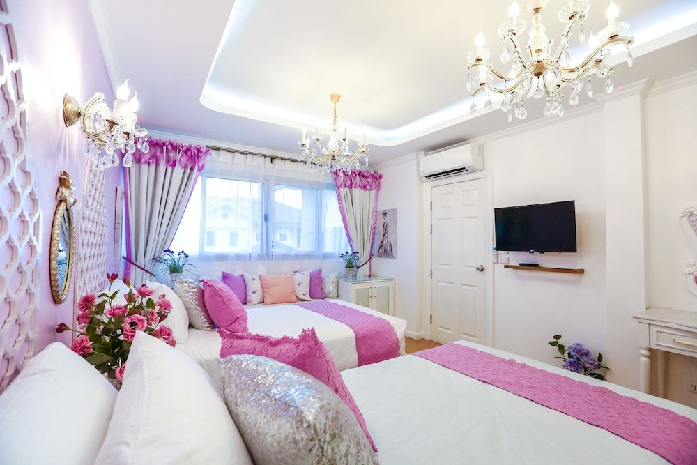 Sabai Space Bangkok Luxury Townhome 8