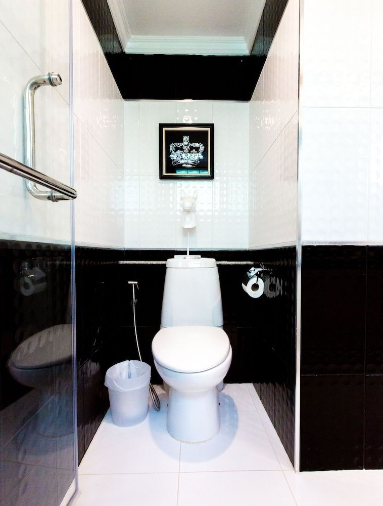 Sabai Space Bangkok Luxury 4-Bedroom Townhome 17