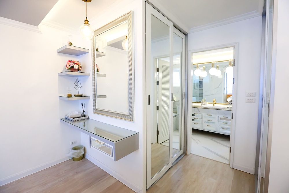 Sabai Space Bangkok Luxury Townhome 11