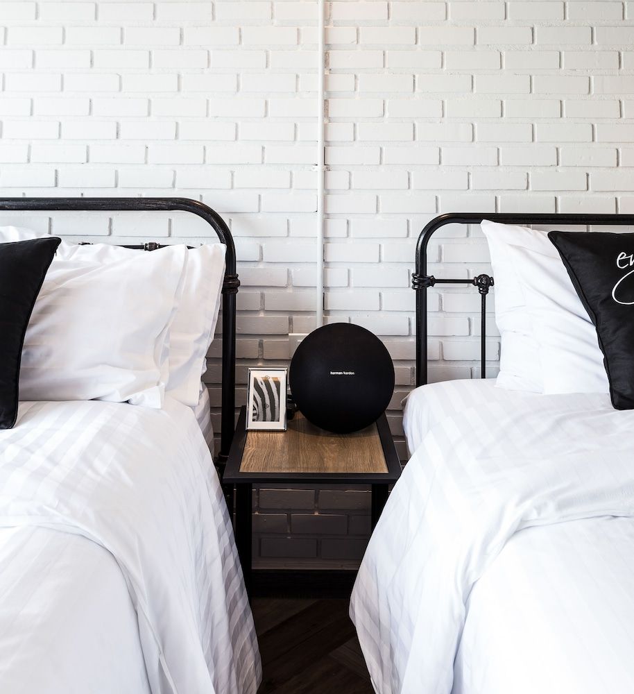 Vacation Bangkok The Artistic Home Deluxe Triple Room 2