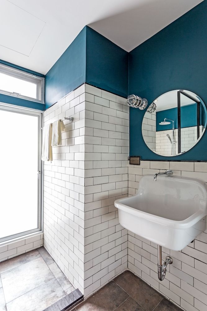 Vacation Bangkok The Artistic Home Deluxe Triple Room 16