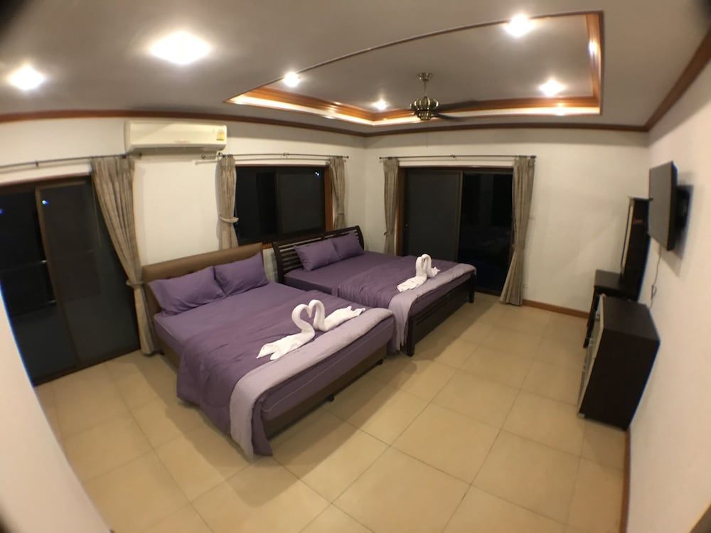 Baan TonPalm Pool Villa Huahin 5-Bedroom Villa with Private Pool 4