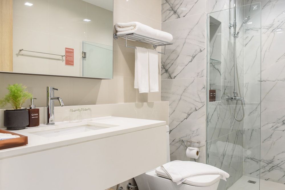 Alix Bangkok Hotel Deluxe Double Room 8