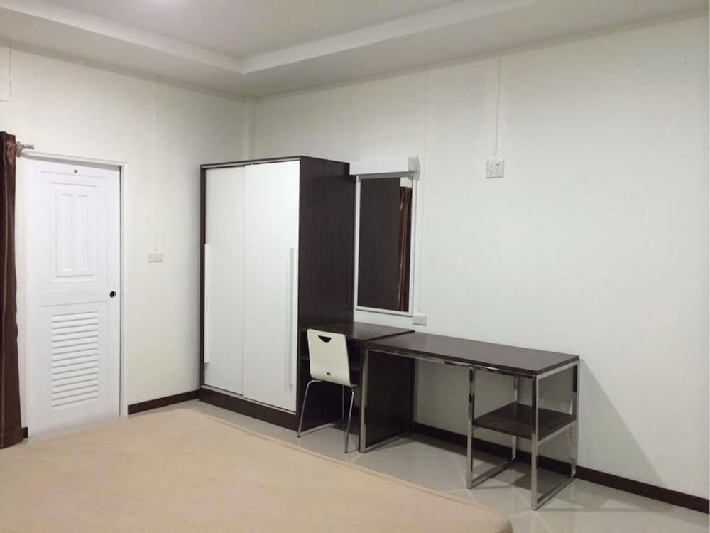 Baanna Place Standard Double Room 5