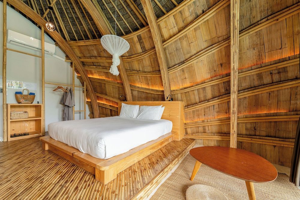 Bamboo Pool Villa