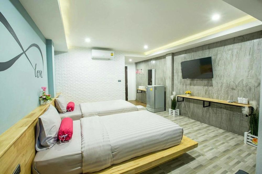 Sor Kor Sor Resort Superior Twin Room 4